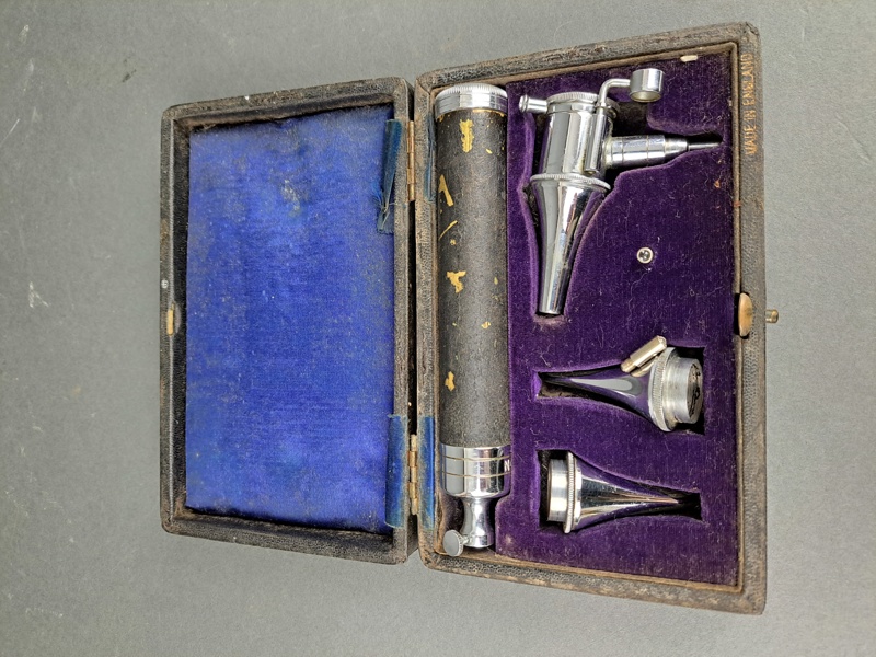 Äldre medicinskt instrument, Otoskop Klinöstik_1462a_8dbb67496c8f9d9_lg.jpeg